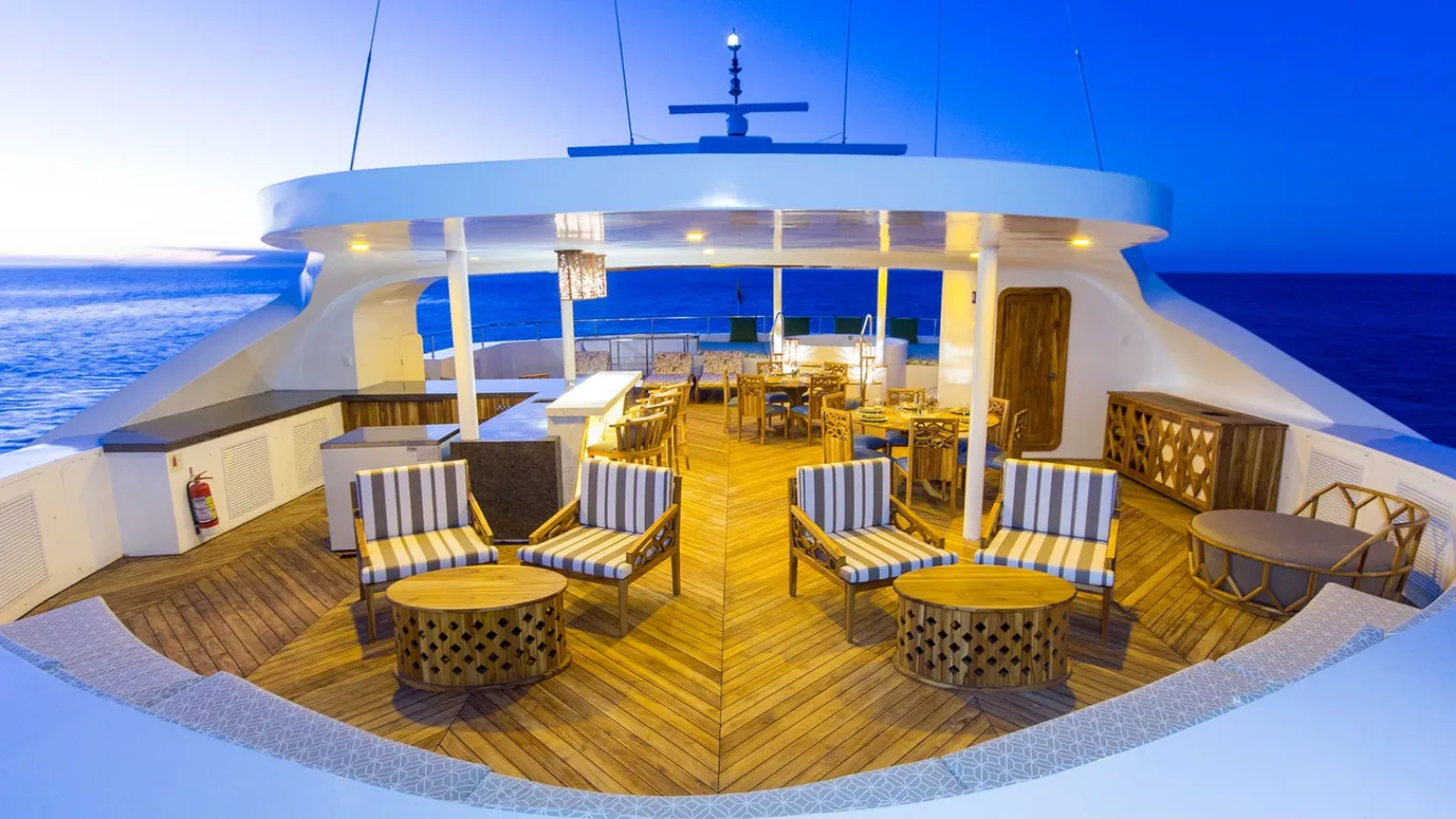 The Elite Galapagos Cruise Image 1