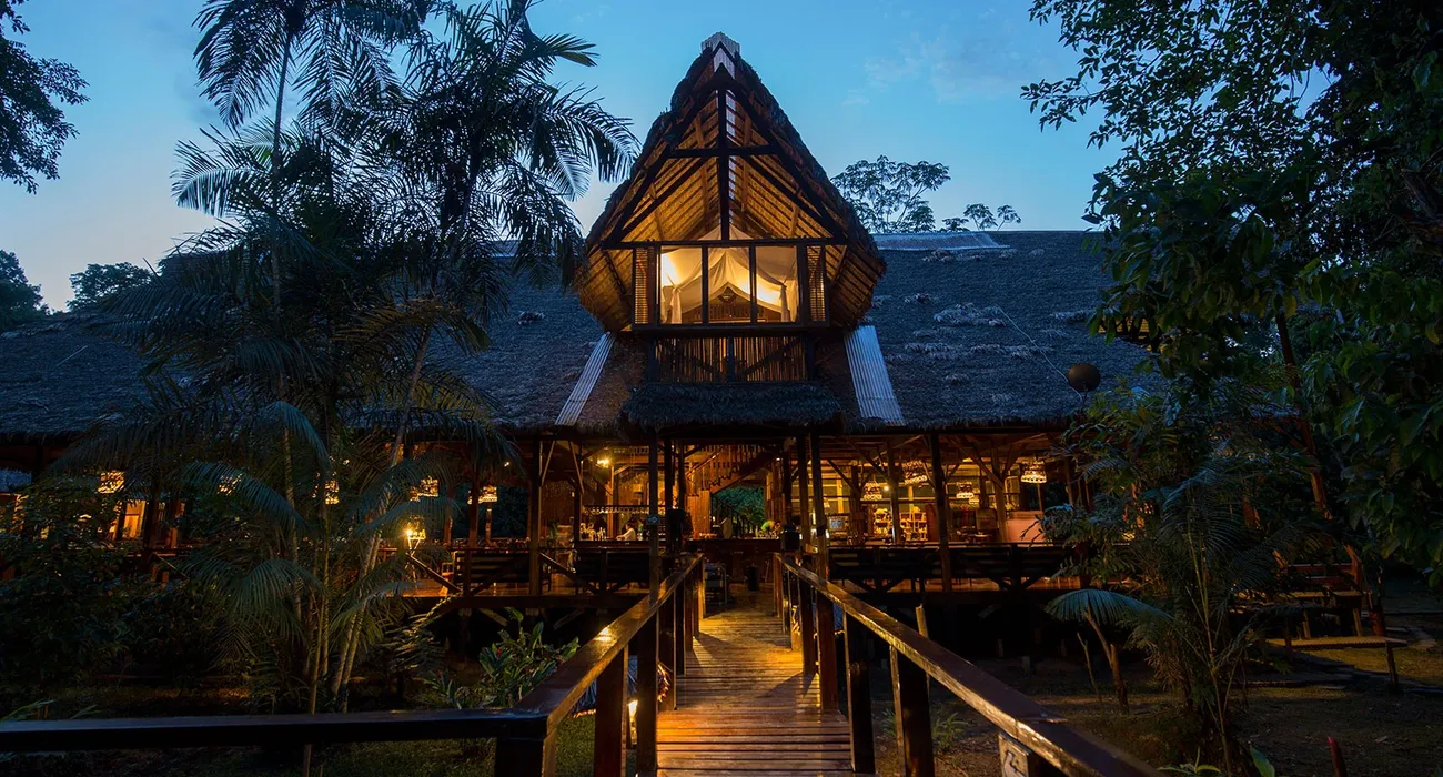 The Refugio Amazonas Lodge video
